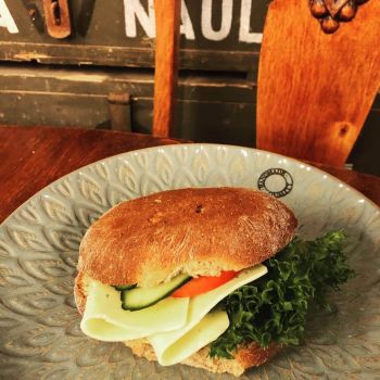 Kahvila Jemman tarjoiluja